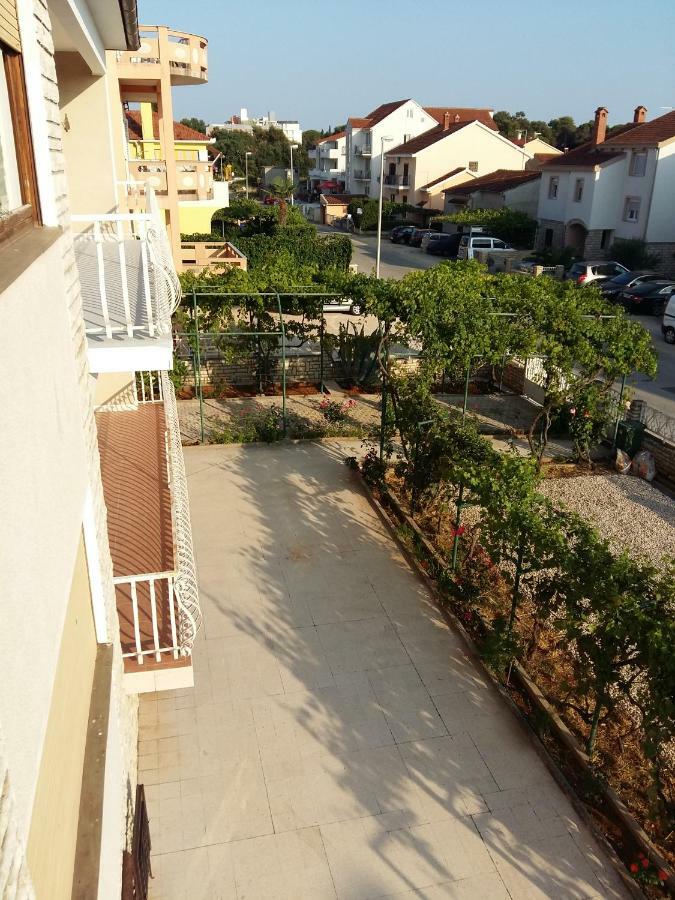 Villa Feodora Biograd Na Moru Exterior photo